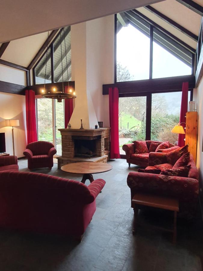 Grosses Ferienhaus Sauerburgblick Sauerthal Luaran gambar