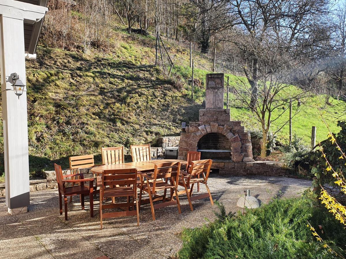 Grosses Ferienhaus Sauerburgblick Sauerthal Luaran gambar